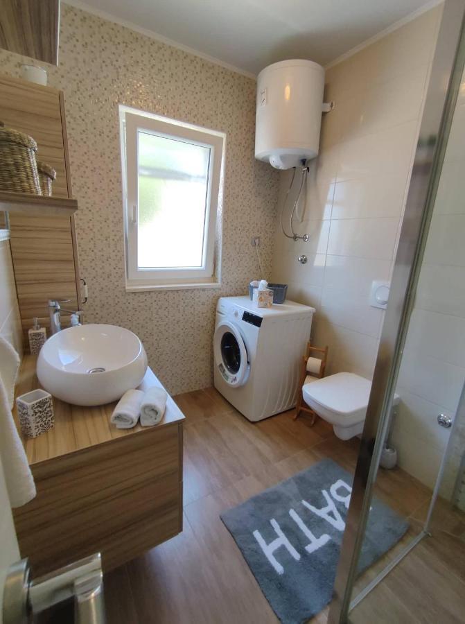 Apartman Antea Biograd Na Moru Eksteriør billede